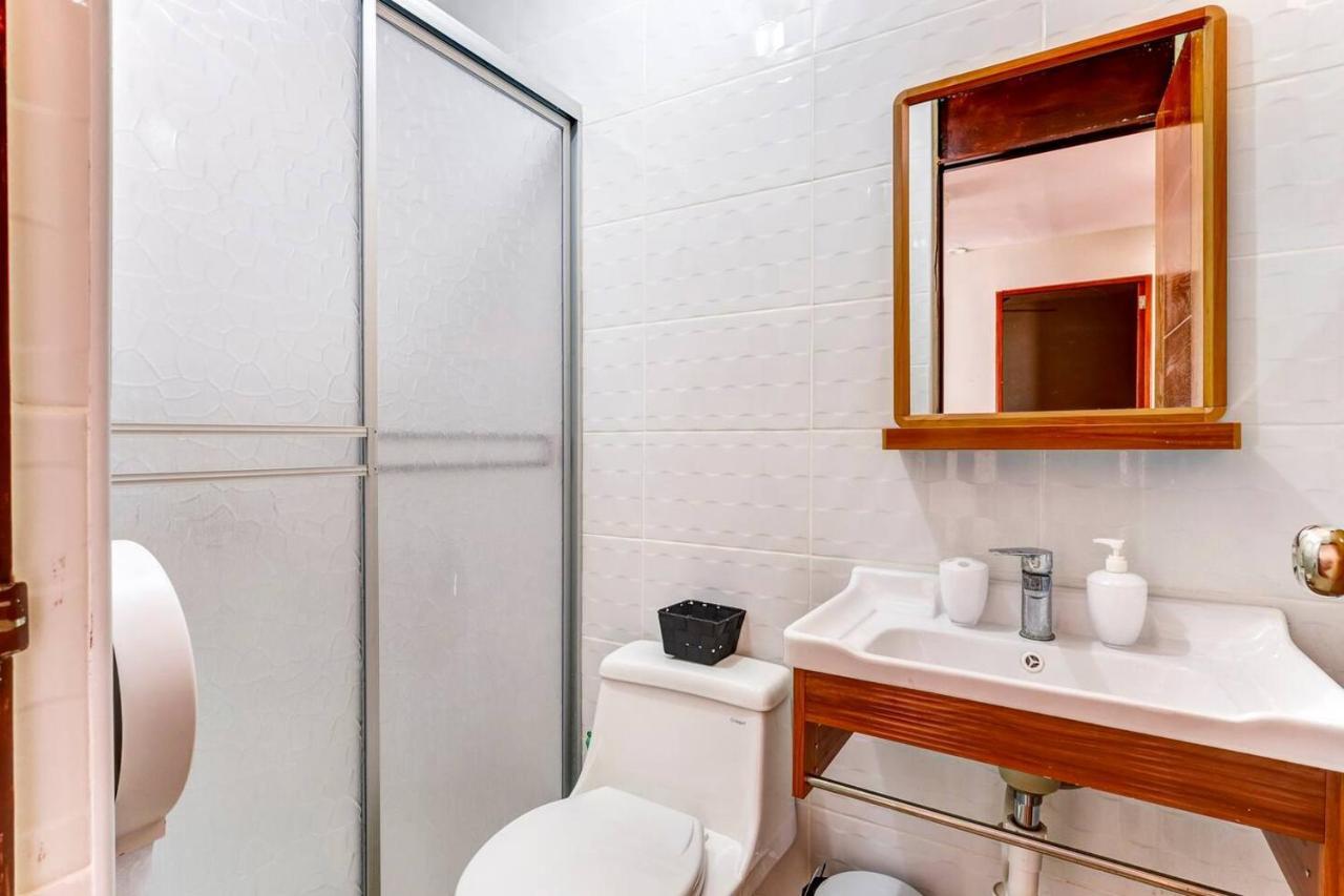 Apartamentos Estela En Alameda Colonial - 5Km Aeropuerto Jorge Chavez 리마 외부 사진