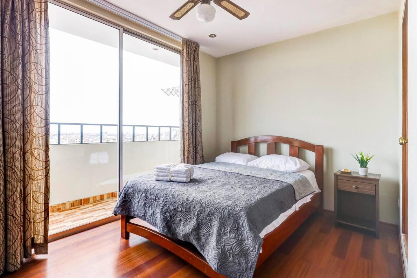 Apartamentos Estela En Alameda Colonial - 5Km Aeropuerto Jorge Chavez 리마 외부 사진